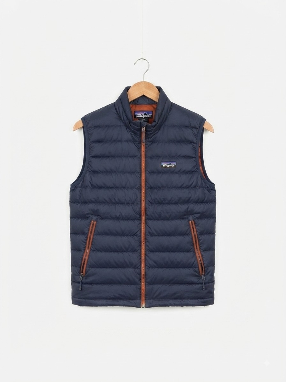 Patagonia Men’s Navy Quilted Down Vest Orange Trim Size S